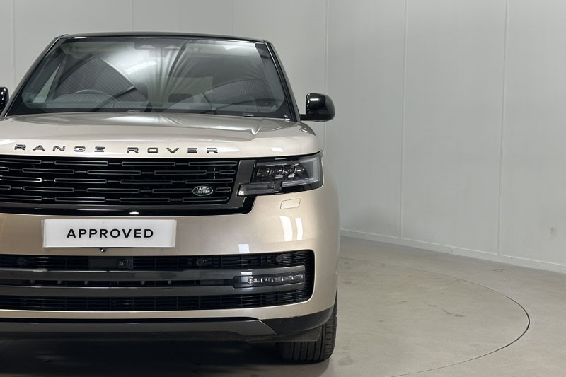 2024 (24) LAND ROVER RANGE ROVER 3.0 D300 SE 4dr Auto 5166063