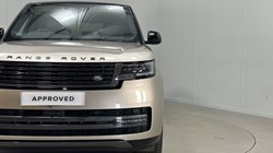 2024 (24) LAND ROVER RANGE ROVER 3.0 D300 SE 4dr Auto 5166063