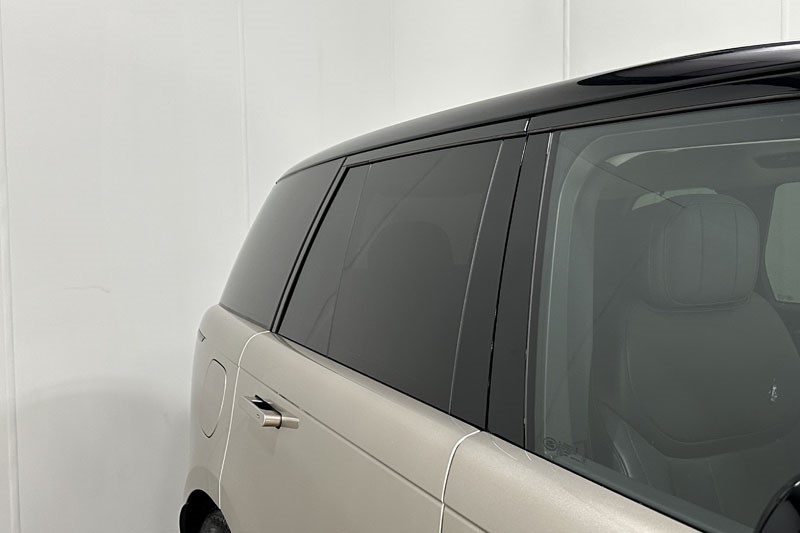 2024 (24) LAND ROVER RANGE ROVER 3.0 D300 SE 4dr Auto 5166058