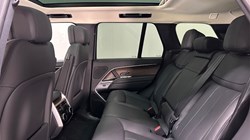 2024 (24) LAND ROVER RANGE ROVER 3.0 D300 SE 4dr Auto 5166020