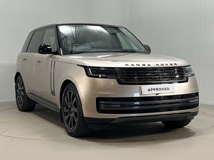 2024 (24) LAND ROVER RANGE ROVER 3.0 D300 SE 4dr Auto