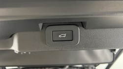 2024 (74) LAND ROVER DISCOVERY 3.0 D350 Dynamic HSE 5dr Auto 5154675