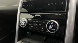 2024 (74) LAND ROVER DISCOVERY 3.0 D350 Dynamic HSE 5dr Auto 5154656