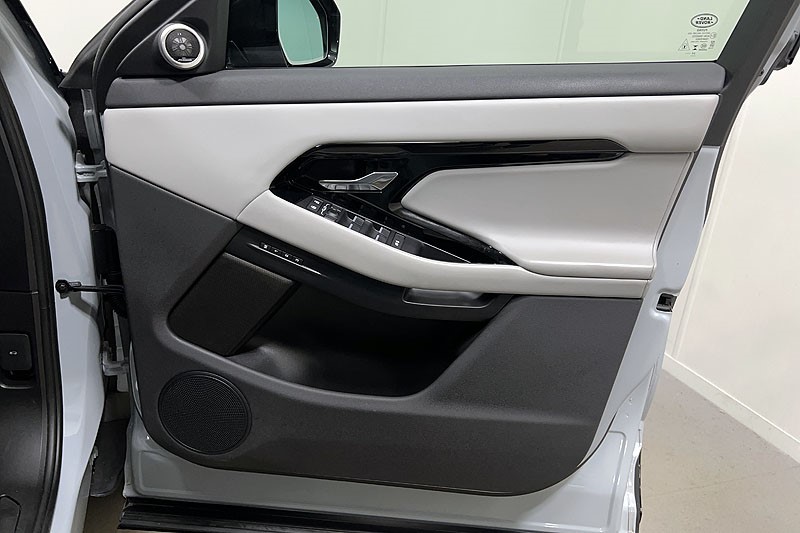 2024 (74) LAND ROVER RANGE ROVER EVOQUE 2.0 D200 Dynamic HSE 5dr Auto 5159684