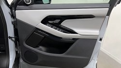 2024 (74) LAND ROVER RANGE ROVER EVOQUE 2.0 D200 Dynamic HSE 5dr Auto 5159684