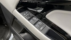 2024 (74) LAND ROVER RANGE ROVER EVOQUE 2.0 D200 Dynamic HSE 5dr Auto 5159686