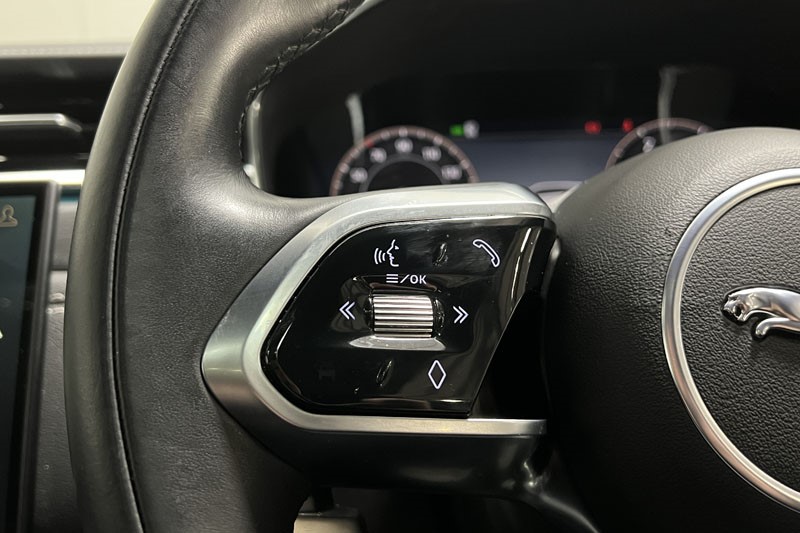 2023 (73) JAGUAR F-PACE 2.0 D200 R-Dynamic HSE Black 5dr Auto AWD 5216089