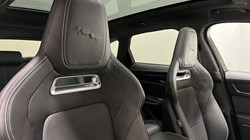 2023 (73) JAGUAR F-PACE 2.0 D200 R-Dynamic HSE Black 5dr Auto AWD 5216087