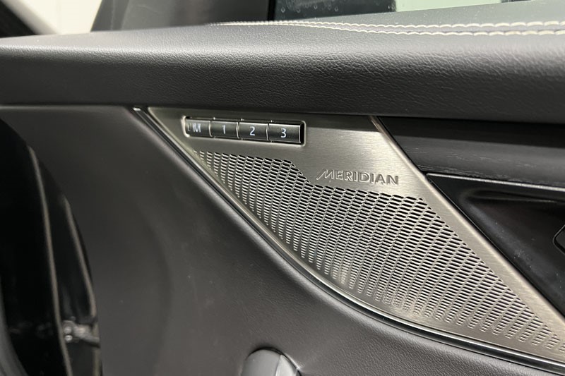 2023 (73) JAGUAR F-PACE 2.0 D200 R-Dynamic HSE Black 5dr Auto AWD 5216083