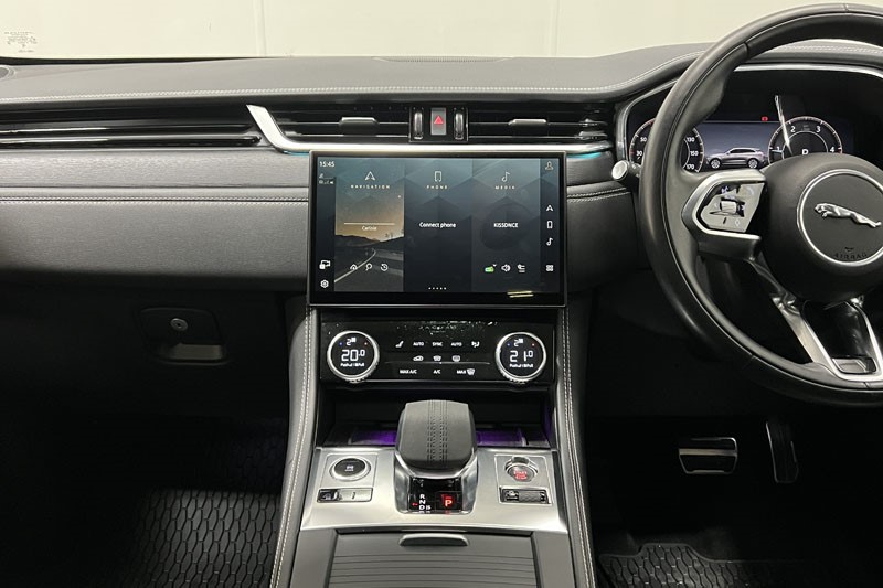 2023 (73) JAGUAR F-PACE 2.0 D200 R-Dynamic HSE Black 5dr Auto AWD 5216078