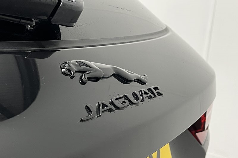2023 (73) JAGUAR F-PACE 2.0 D200 R-Dynamic HSE Black 5dr Auto AWD 5216112