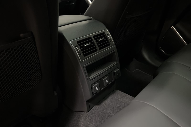 2022 (22) JAGUAR F-PACE 2.0 P400e R-Dynamic HSE 5dr Auto AWD 5326378