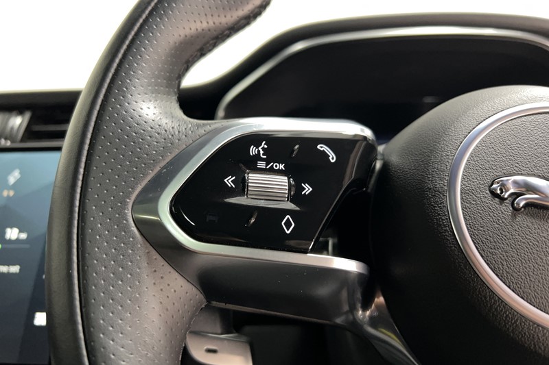2022 (22) JAGUAR F-PACE 2.0 P400e R-Dynamic HSE 5dr Auto AWD 5326356