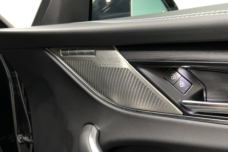 2022 (22) JAGUAR F-PACE 2.0 P400e R-Dynamic HSE 5dr Auto AWD 5326348