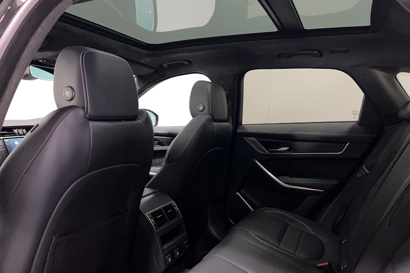 2022 (22) JAGUAR F-PACE 2.0 P400e R-Dynamic HSE 5dr Auto AWD 5326375