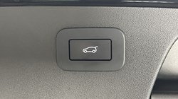 2024 (74) JAGUAR E-PACE 2.0 D200 R-Dynamic SE Black 5dr Auto 5200175