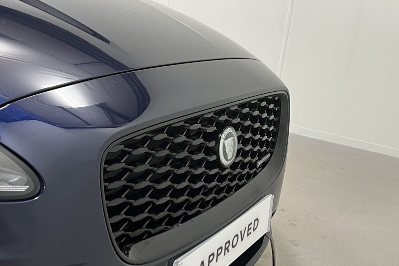 2024 (74) JAGUAR E-PACE 2.0 D200 R-Dynamic SE Black 5dr Auto 5200182