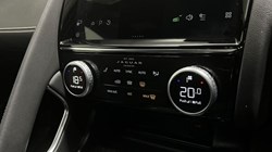 2024 (74) JAGUAR E-PACE 2.0 D200 R-Dynamic SE Black 5dr Auto 5200161