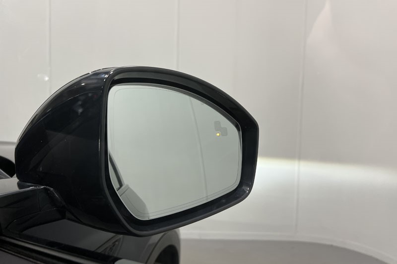 2024 (74) JAGUAR E-PACE 2.0 D200 R-Dynamic SE Black 5dr Auto 5200150