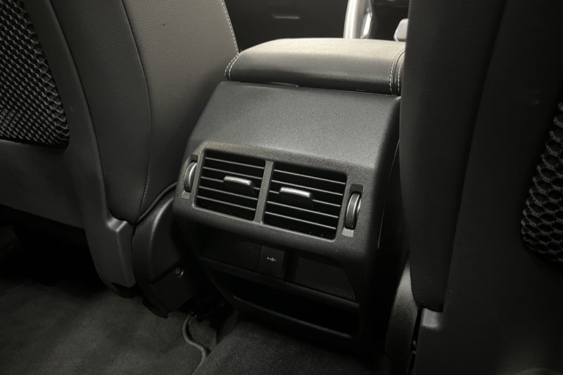 2024 (74) JAGUAR E-PACE 2.0 D200 R-Dynamic SE Black 5dr Auto 5200146