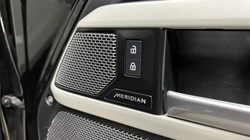 2023 (73) LAND ROVER DEFENDER 3.0 D250 X-Dynamic SE 110 5dr Auto 5169742