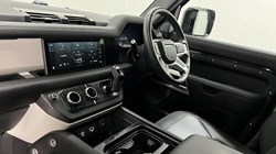 2023 (73) LAND ROVER DEFENDER 3.0 D250 X-Dynamic SE 110 5dr Auto 5169763