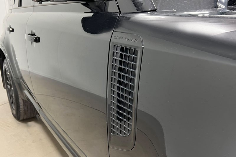 2023 (73) LAND ROVER DEFENDER 3.0 D250 X-Dynamic SE 110 5dr Auto 5169774