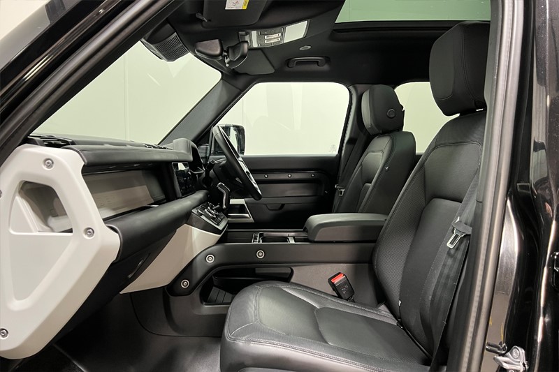 2023 (73) LAND ROVER DEFENDER 3.0 D250 X-Dynamic SE 110 5dr Auto 5169731