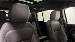 2023 (73) LAND ROVER DEFENDER 3.0 D250 X-Dynamic SE 110 5dr Auto 5169747