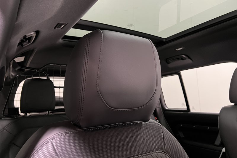 2023 (73) LAND ROVER DEFENDER 3.0 D250 X-Dynamic SE 110 5dr Auto 5169748