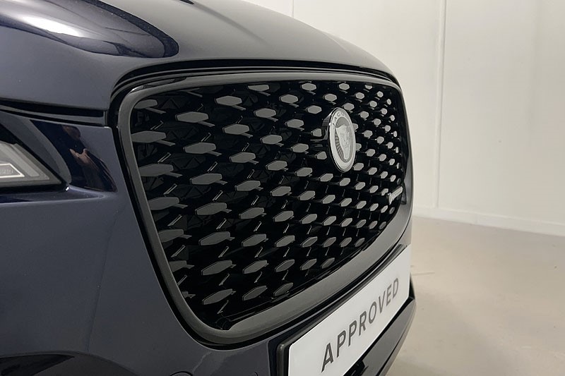 2024 (24) JAGUAR F-PACE 2.0 D200 R-Dynamic SE Black 5dr Auto AWD 5169110