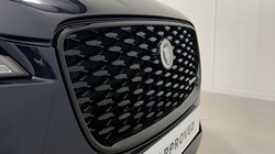 2024 (24) JAGUAR F-PACE 2.0 D200 R-Dynamic SE Black 5dr Auto AWD 5169110