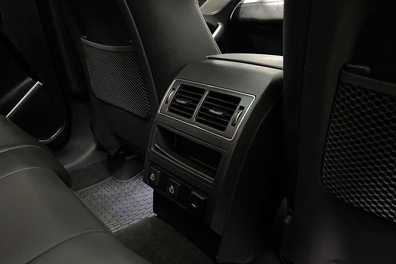 2024 (24) JAGUAR F-PACE 2.0 D200 R-Dynamic SE Black 5dr Auto AWD 5169071