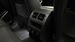 2024 (24) JAGUAR F-PACE 2.0 D200 R-Dynamic SE Black 5dr Auto AWD 5169071