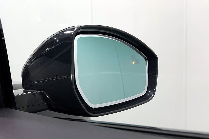 2024 (24) JAGUAR F-PACE 2.0 D200 R-Dynamic SE Black 5dr Auto AWD 5169075