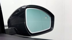 2024 (24) JAGUAR F-PACE 2.0 D200 R-Dynamic SE Black 5dr Auto AWD 5169075