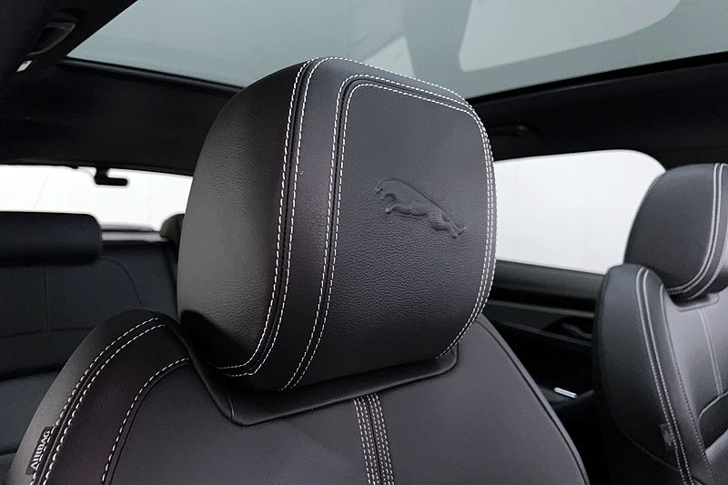 2024 (24) JAGUAR F-PACE 2.0 D200 R-Dynamic SE Black 5dr Auto AWD 5169079