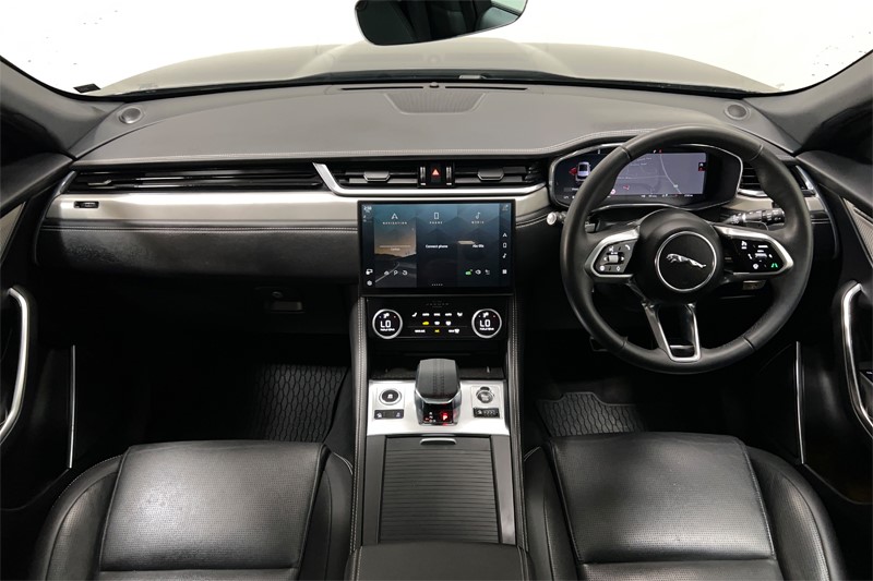 2024 (24) JAGUAR F-PACE 2.0 D200 R-Dynamic SE Black 5dr Auto AWD 5169068