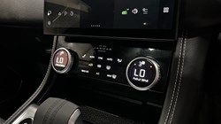 2024 (24) JAGUAR F-PACE 2.0 D200 R-Dynamic SE Black 5dr Auto AWD 5169085