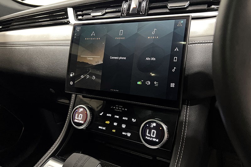 2024 (24) JAGUAR F-PACE 2.0 D200 R-Dynamic SE Black 5dr Auto AWD 5169084