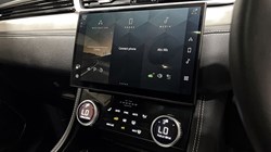 2024 (24) JAGUAR F-PACE 2.0 D200 R-Dynamic SE Black 5dr Auto AWD 5169084