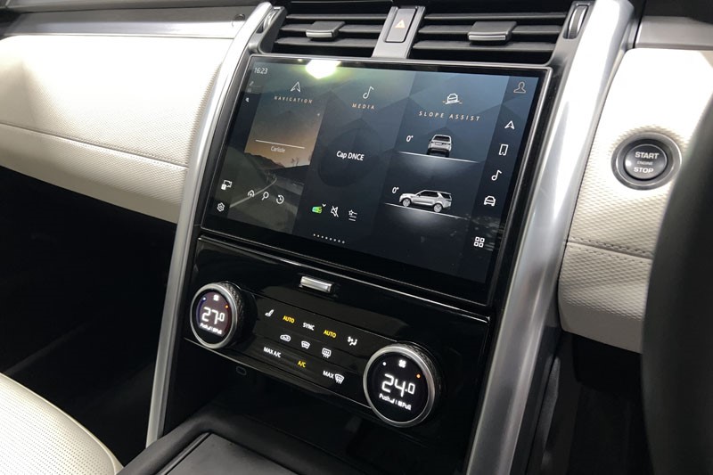 2023 (23) LAND ROVER DISCOVERY 3.0 D300 Dynamic SE 5dr Auto 5192449