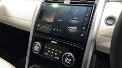 2023 (23) LAND ROVER DISCOVERY 3.0 D300 Dynamic SE 5dr Auto 5192449