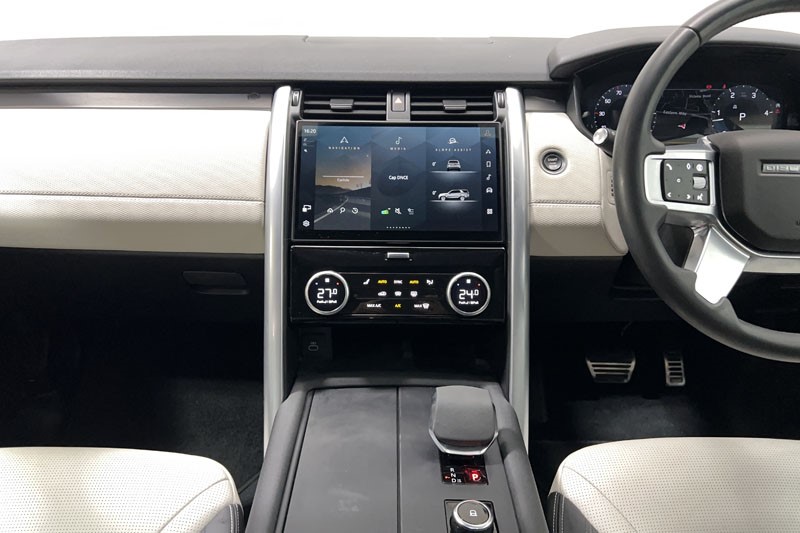 2023 (23) LAND ROVER DISCOVERY 3.0 D300 Dynamic SE 5dr Auto 5192432