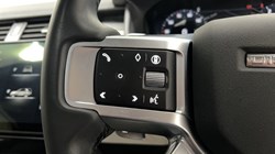 2023 (23) LAND ROVER DISCOVERY 3.0 D300 Dynamic SE 5dr Auto 5192446