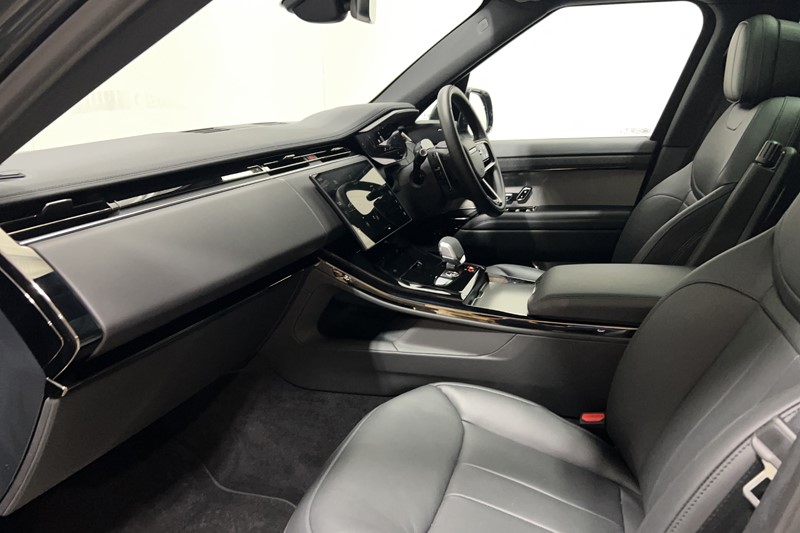 2026 (26) LAND ROVER RANGE ROVER SPORT 3.0 D250 Edition 5dr Auto 5822601