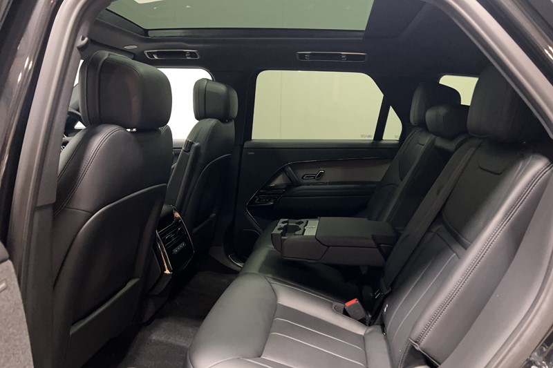 2026 (26) LAND ROVER RANGE ROVER SPORT 3.0 D250 Edition 5dr Auto 5822608