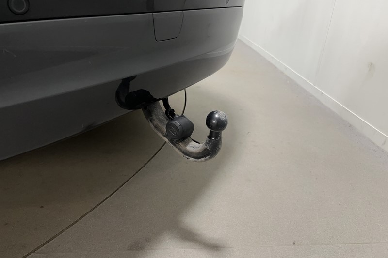 2024 (73) LAND ROVER DISCOVERY 3.0 D300 Dynamic SE 5dr Auto 5172527