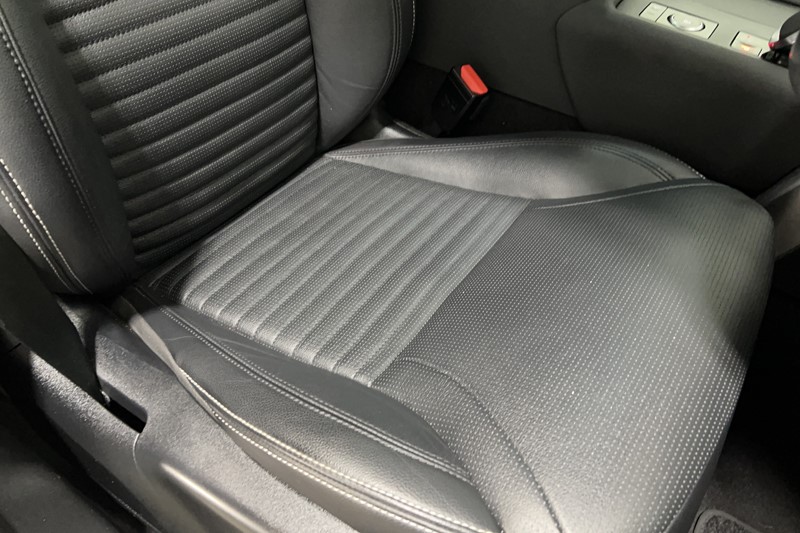 2024 (73) LAND ROVER DISCOVERY 3.0 D300 Dynamic SE 5dr Auto 5172495