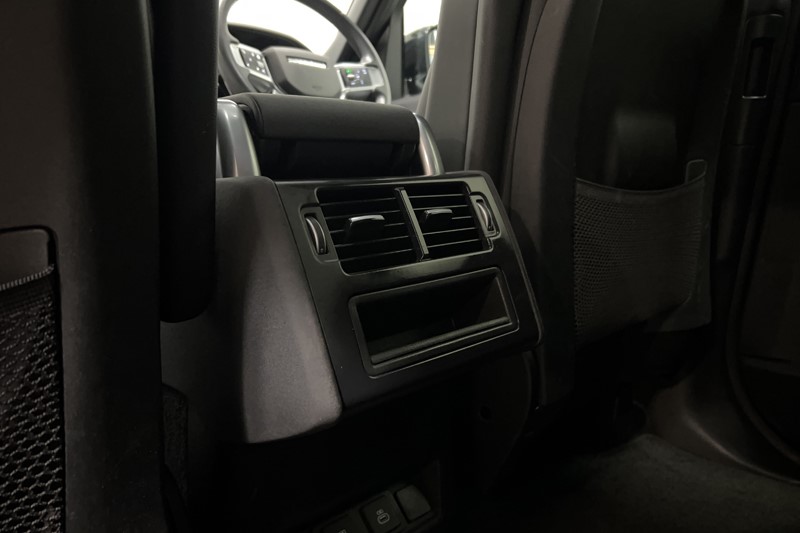 2024 (73) LAND ROVER DISCOVERY 3.0 D300 Dynamic SE 5dr Auto 5172519